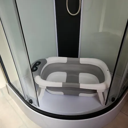 Дом отдыха 3 Etoiles A Lessay, Jardin Clos, 3 Chambres, Proche Plages, Chiens Acceptes *