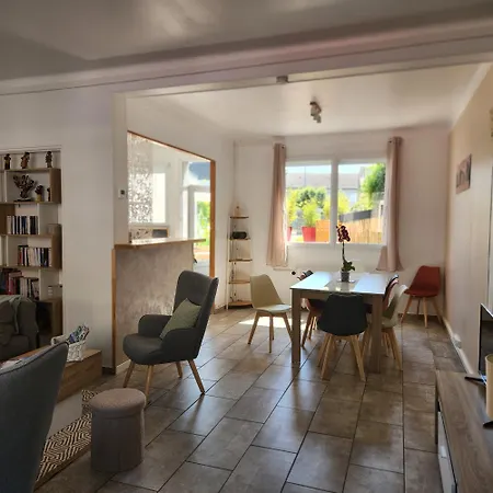 3 Etoiles A Lessay, Jardin Clos, 3 Chambres, Proche Plages, Chiens Acceptes *