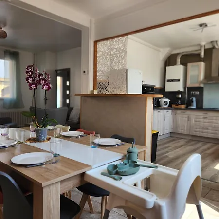 Casa vacanze 3 étoiles à Lessay, Jardin Clos, 3 Chambres, Proche Plages, Chiens Acceptés