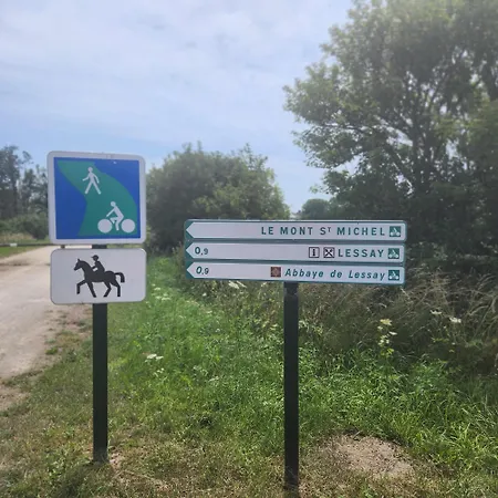 3 Etoiles A Lessay, Jardin Clos, 3 Chambres, Proche Plages, Chiens Acceptes Ferienhaus *