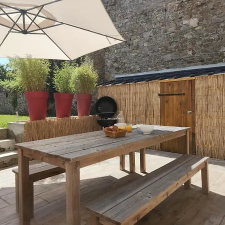 3 Etoiles A Lessay, Jardin Clos, 3 Chambres, Proche Plages, Chiens Acceptes