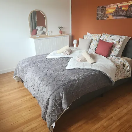 3 Etoiles A Lessay, Jardin Clos, 3 Chambres, Proche Plages, Chiens Acceptes * Lessay