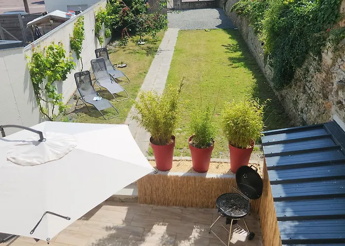 3 Etoiles A Lessay, Jardin Clos, 3 Chambres, Proche Plages, Chiens Acceptes