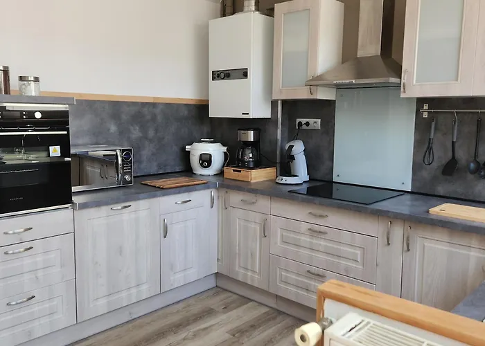 Holiday home 3 Etoiles A Lessay, Jardin Clos, 3 Chambres, Proche Plages, Chiens Acceptes