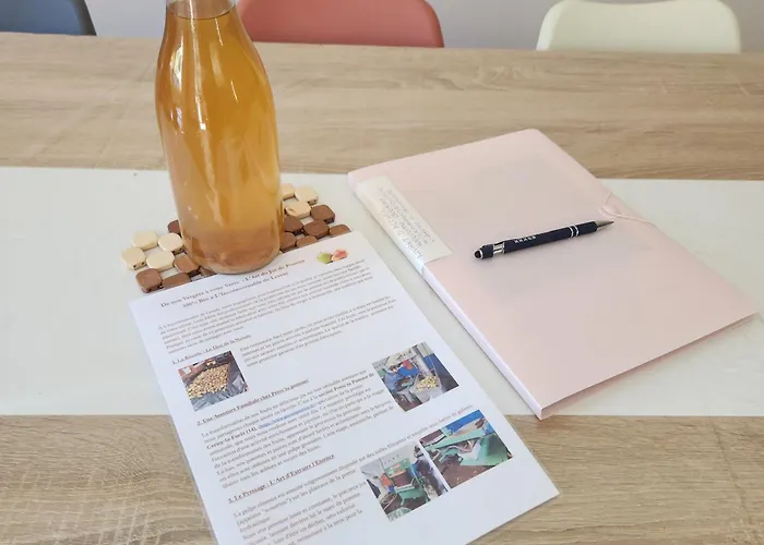 3 Etoiles A Lessay, Jardin Clos, 3 Chambres, Proche Plages, Chiens Acceptes Holiday home